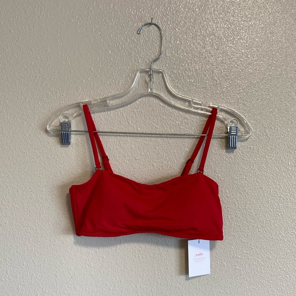 Andie The Rio Top in Cherry Red (Size M) - Picture 3 of 10